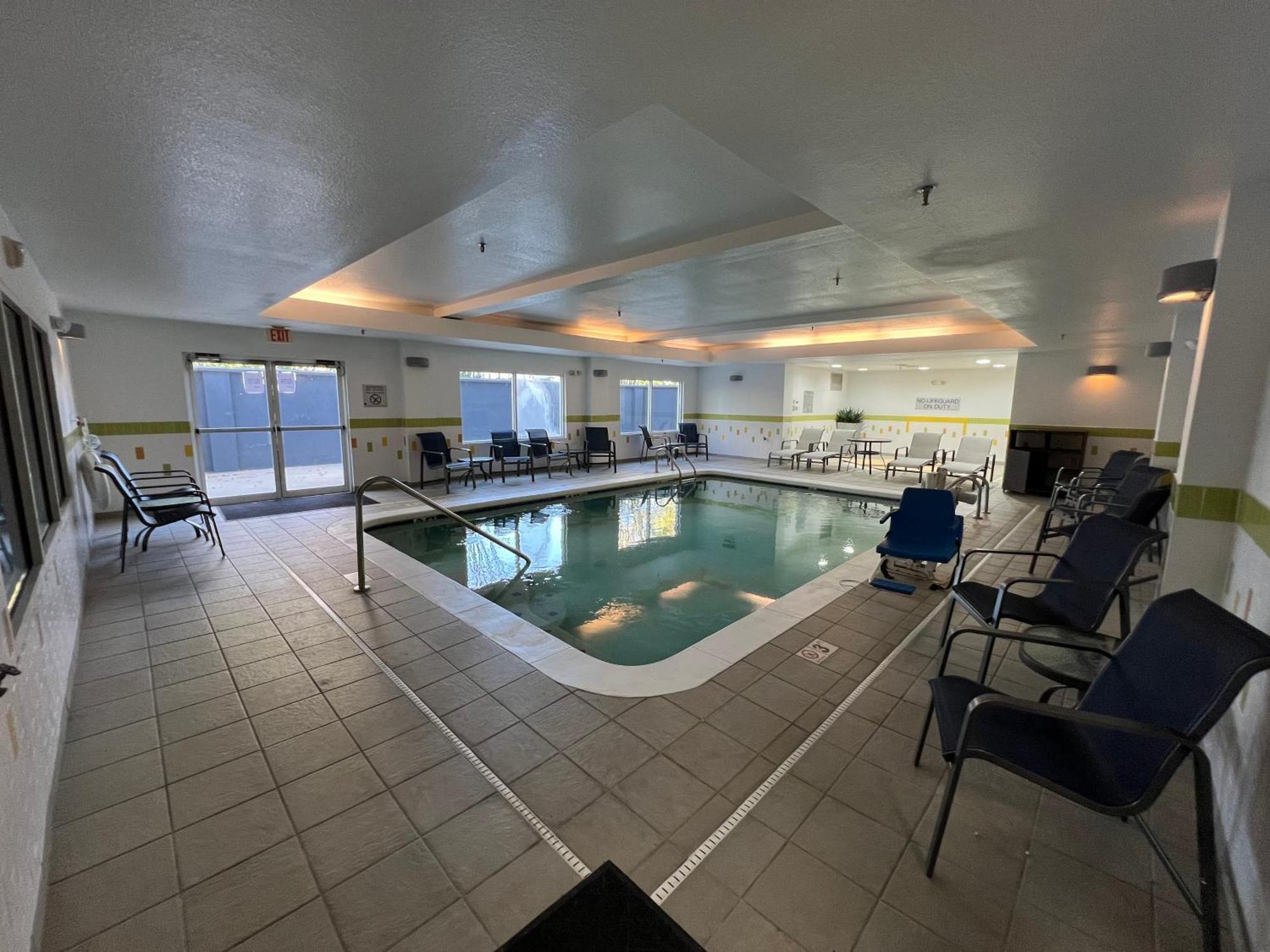 Country Inn & Suites By Radisson, Lsu - Medical Corridor Baton Rouge Dış mekan fotoğraf