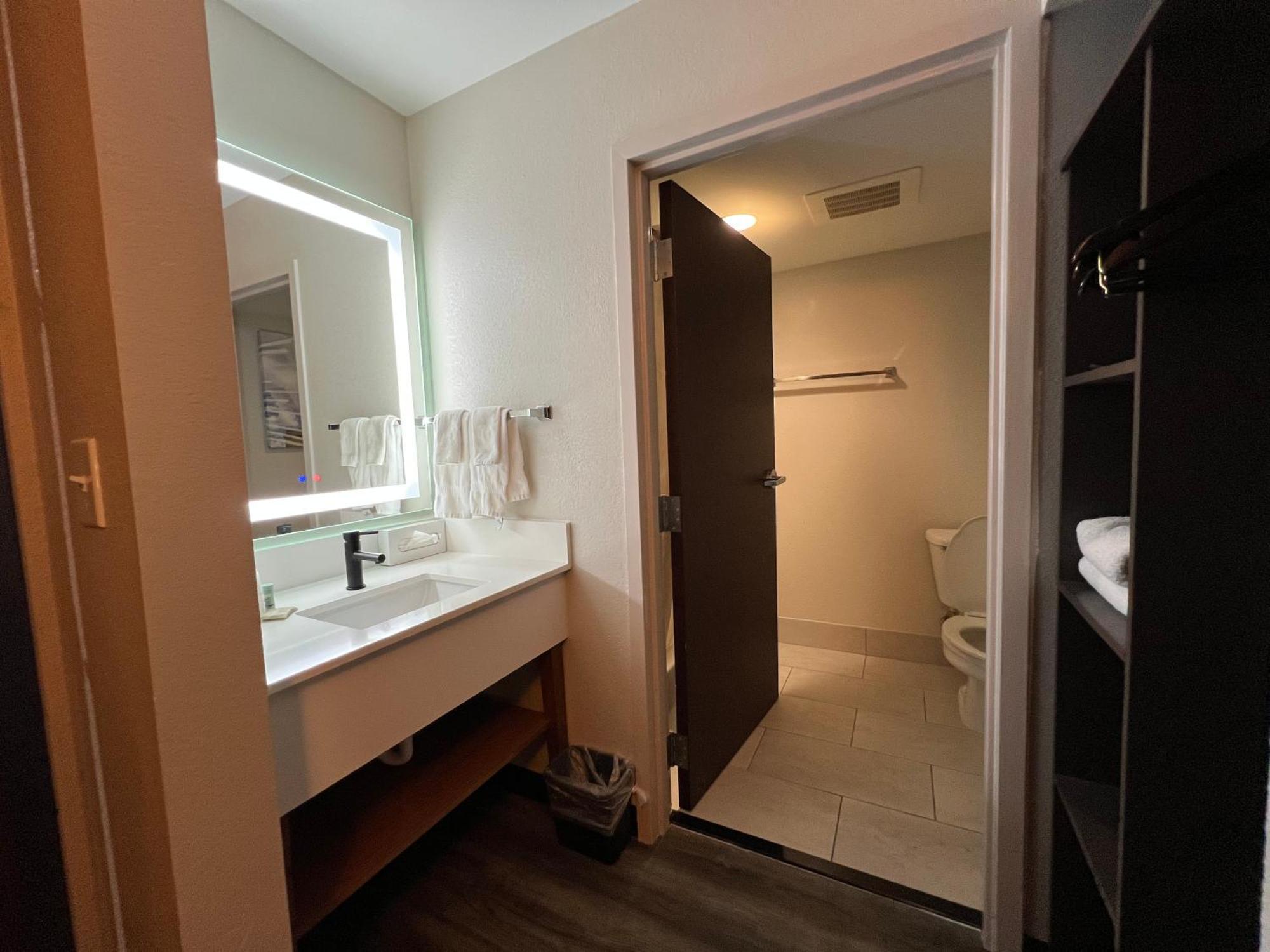 Country Inn & Suites By Radisson, Lsu - Medical Corridor Baton Rouge Dış mekan fotoğraf